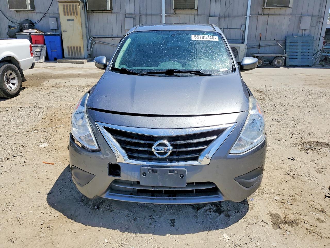 2016 NISSAN VERSA
