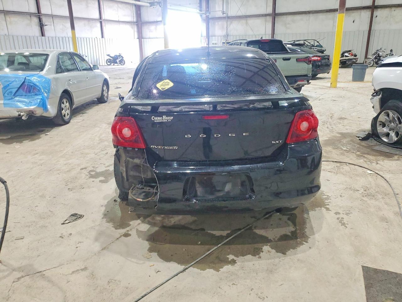 2014 DODGE Avenger