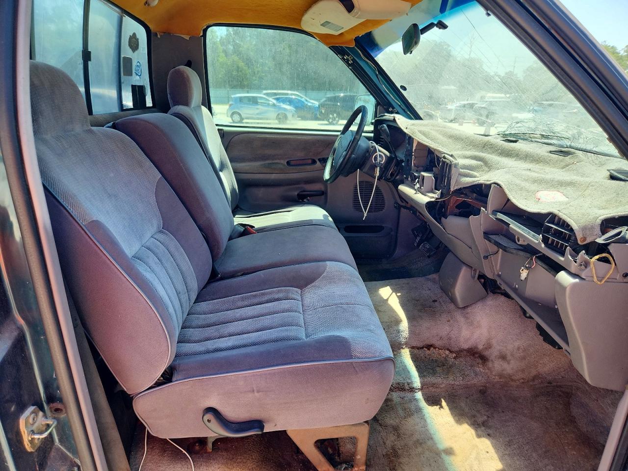 1995 DODGE Ram 2500