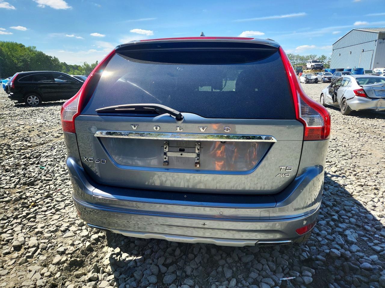 2017 VOLVO XC60