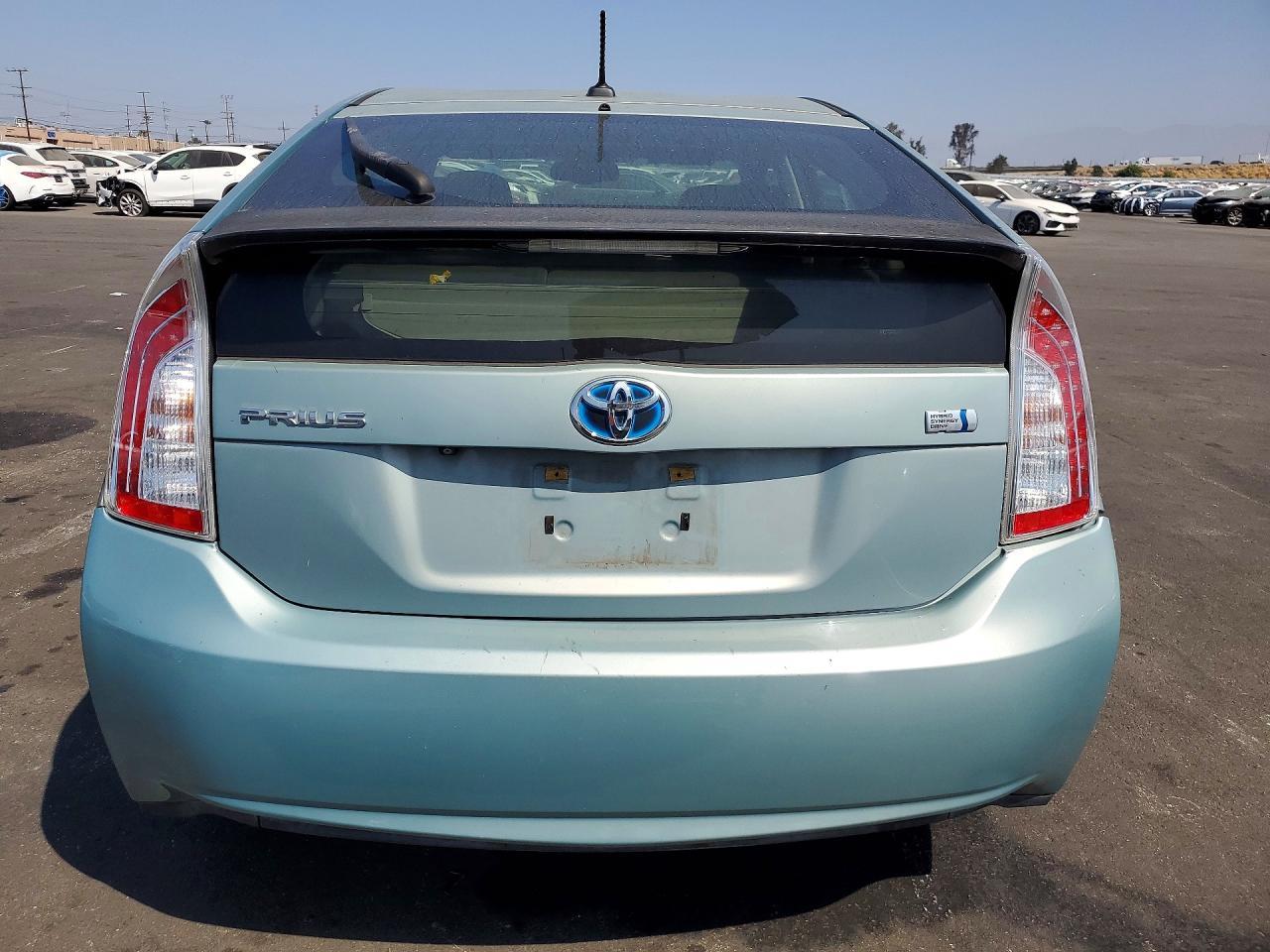 2015 TOYOTA PRIUS