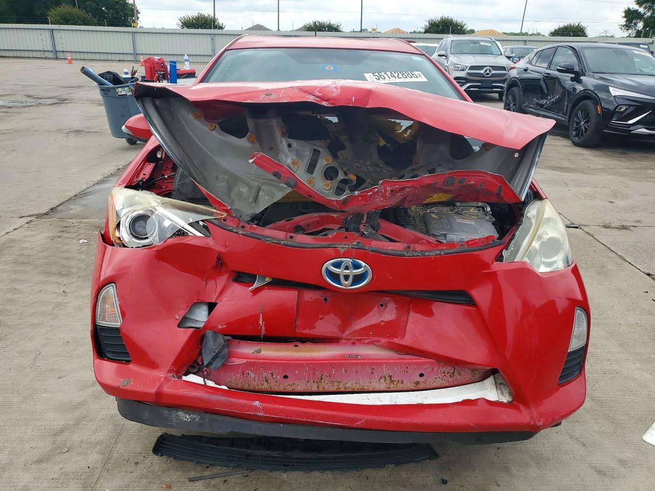 2014 TOYOTA Prius c