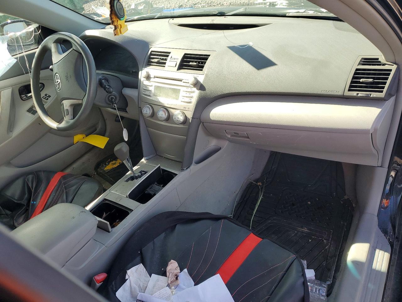 2010 TOYOTA CAMRY