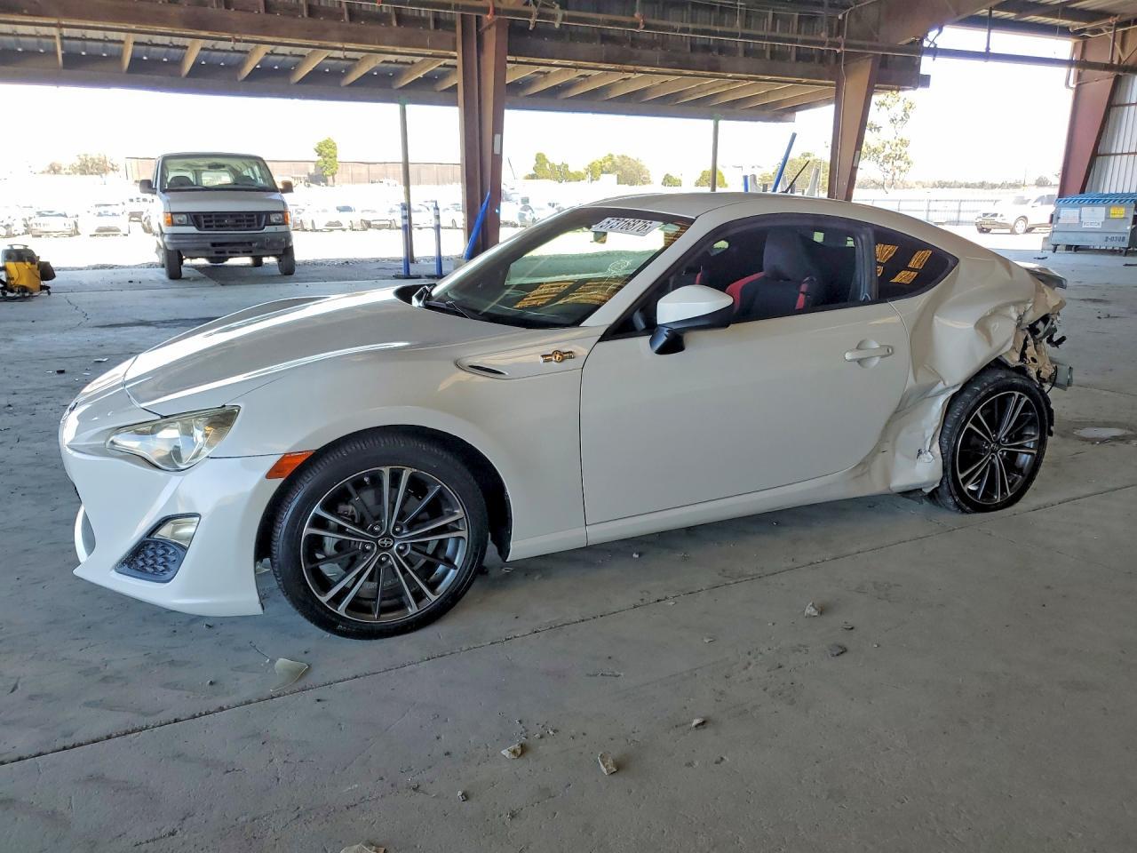 2013 SCION FR-S