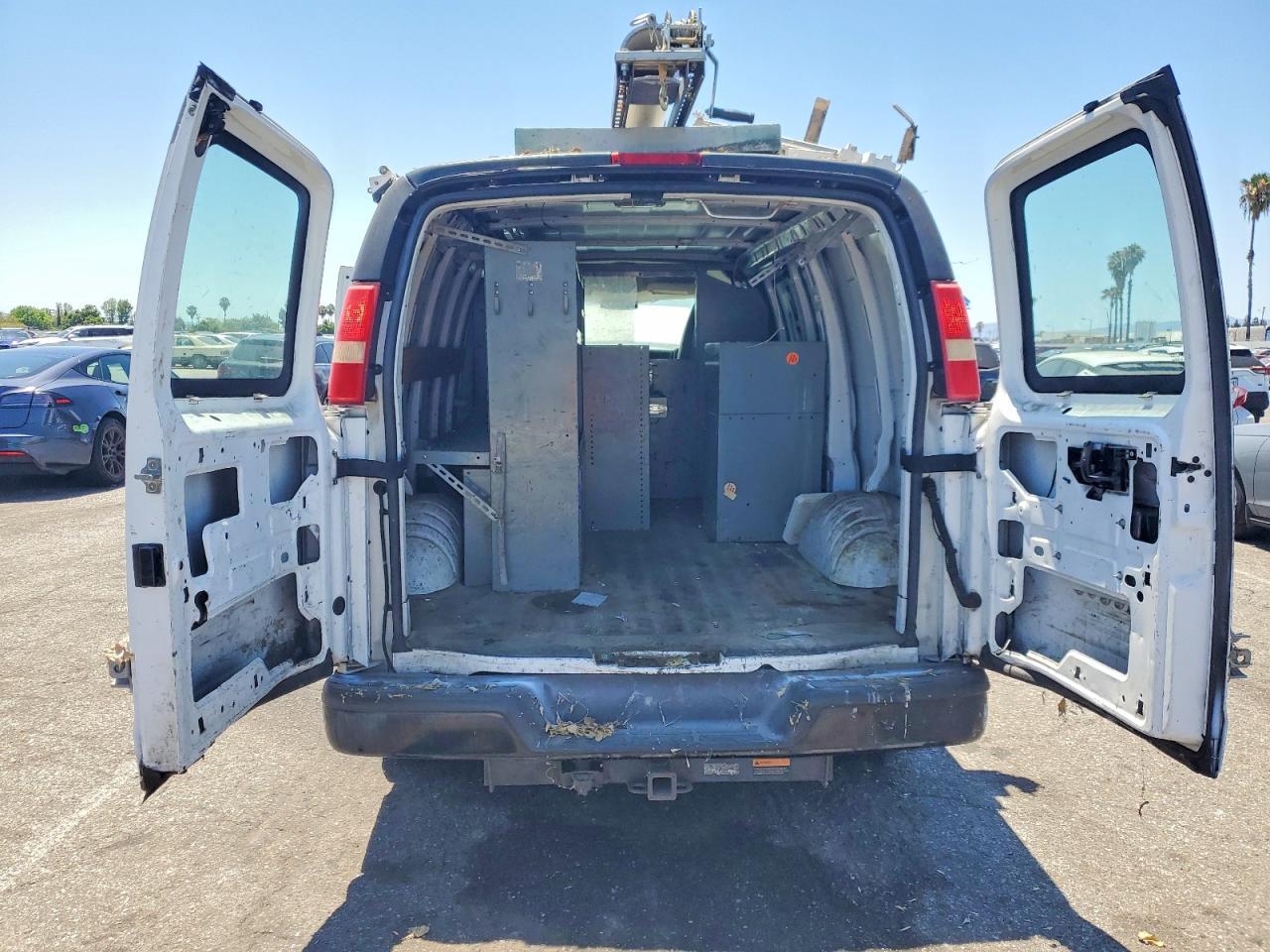 2012 CHEVROLET EXPRESS 2500