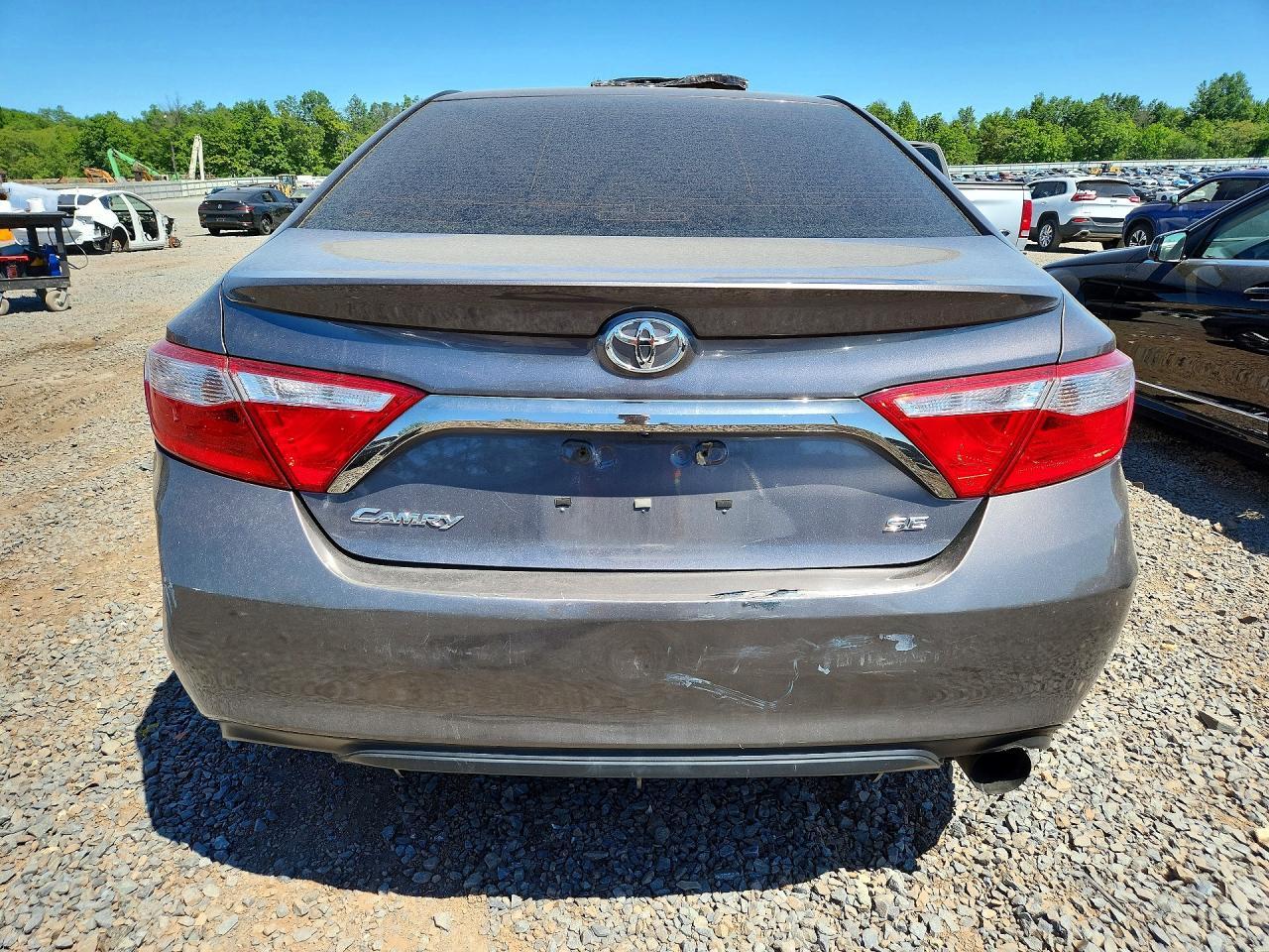 2016 TOYOTA CAMRY