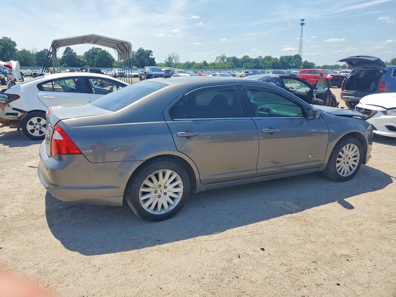 2011 FORD FUSION