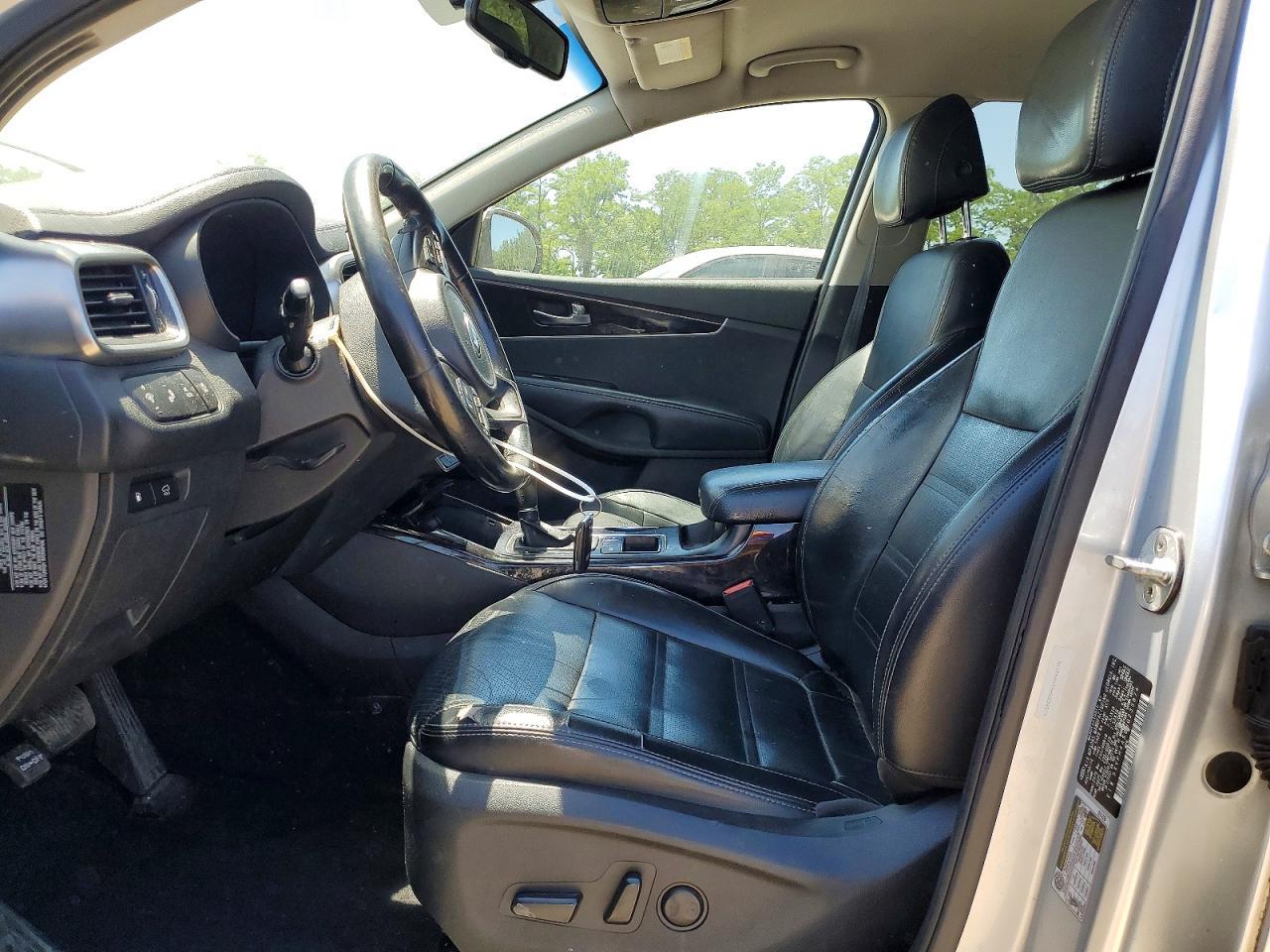 2017 KIA SORENTO