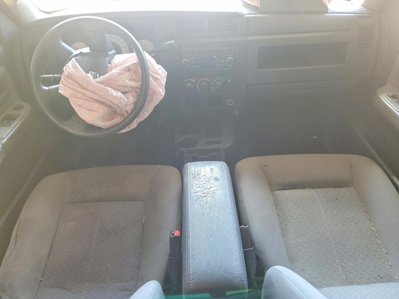 2008 DODGE Dakota