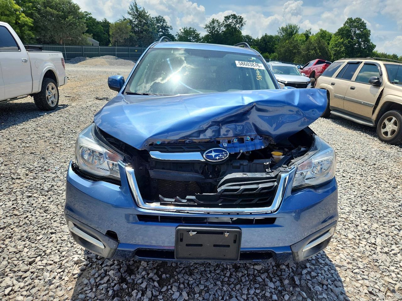 2018 SUBARU FORESTER