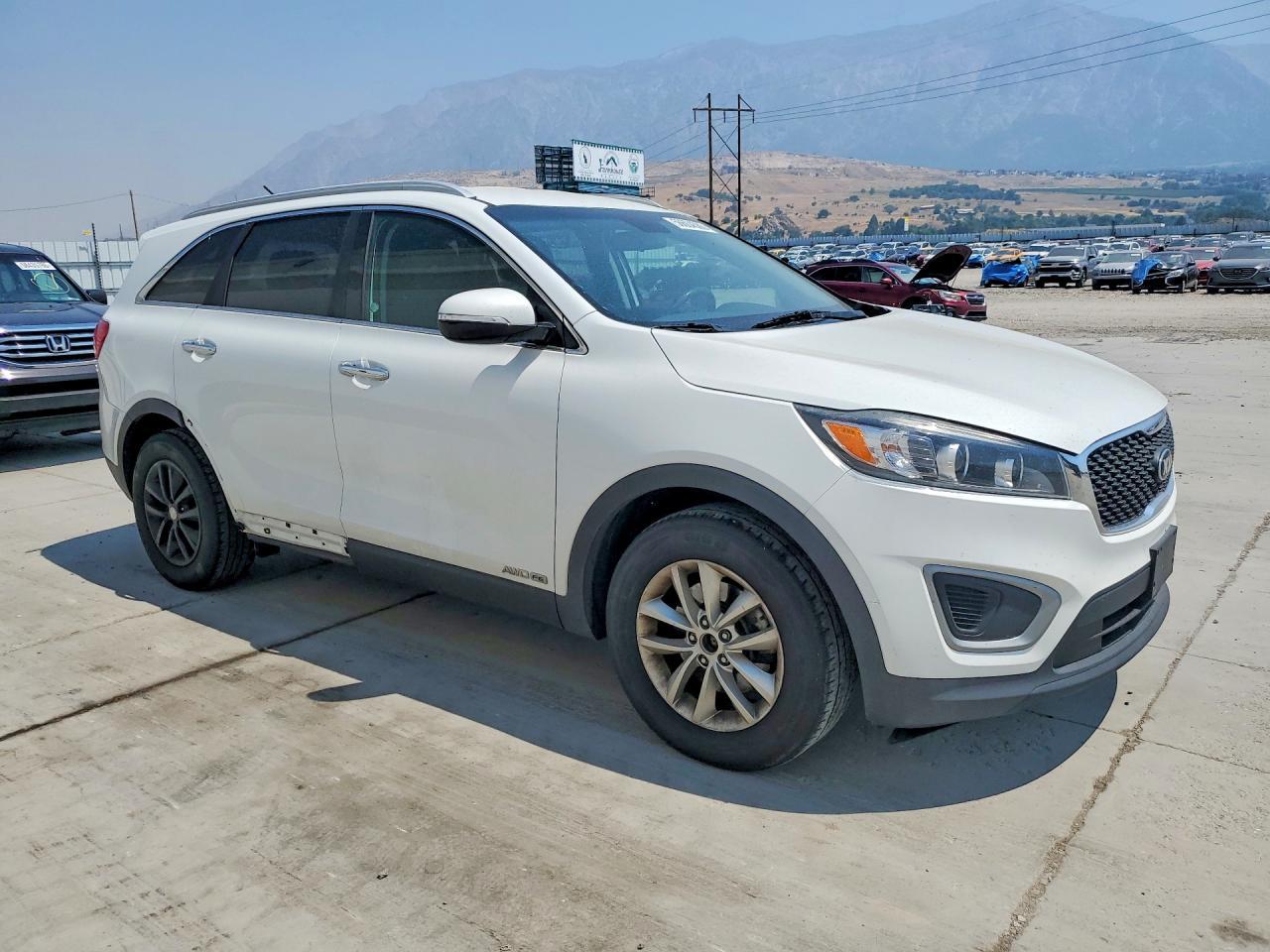 2016 KIA SORENTO