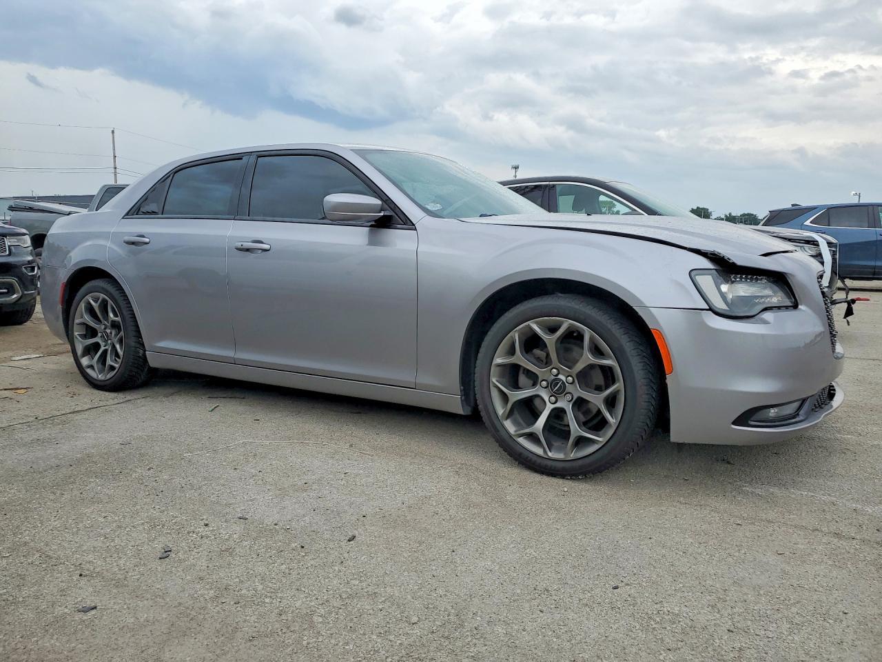 2015 CHRYSLER 300