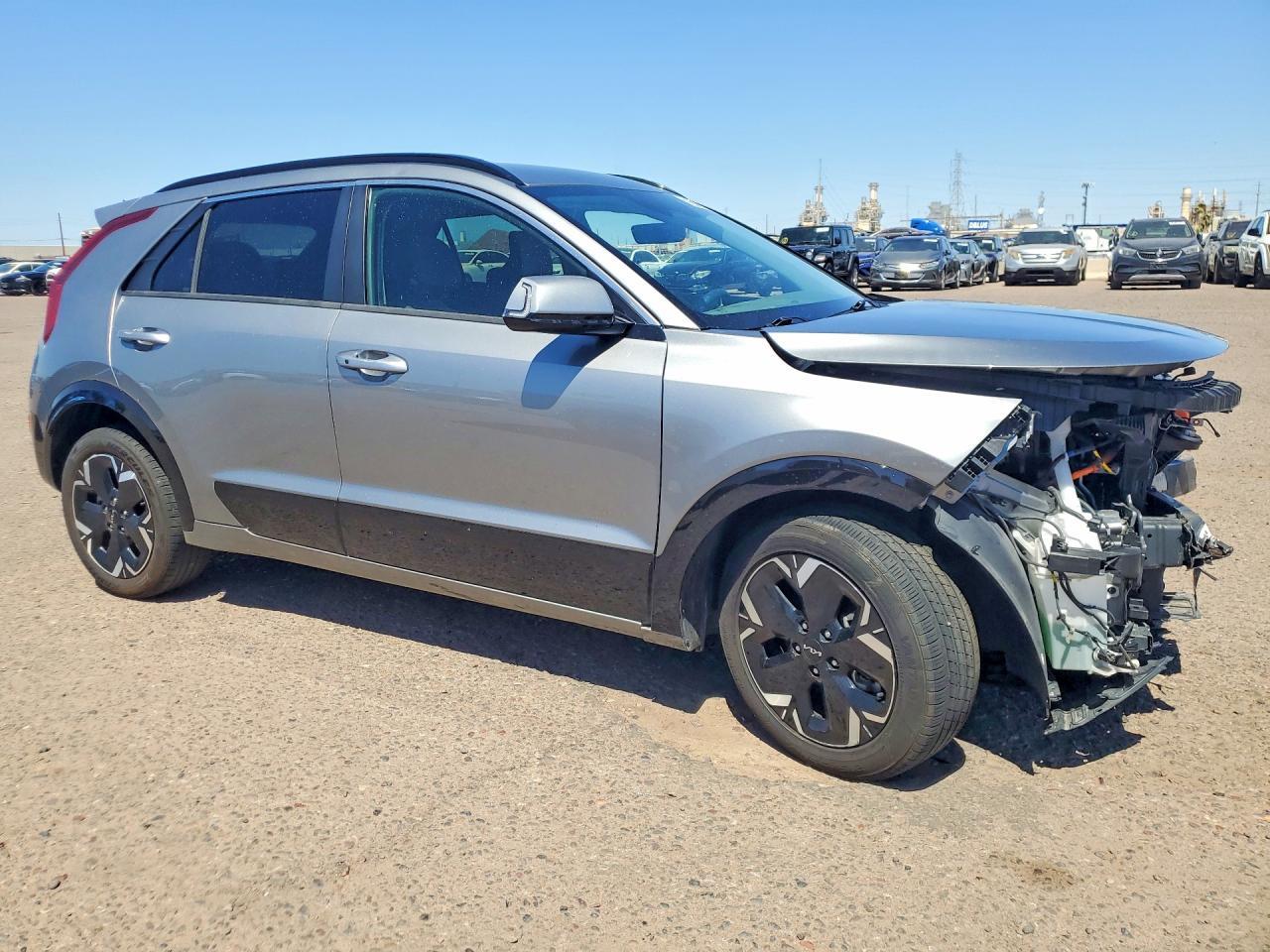2023 KIA Niro