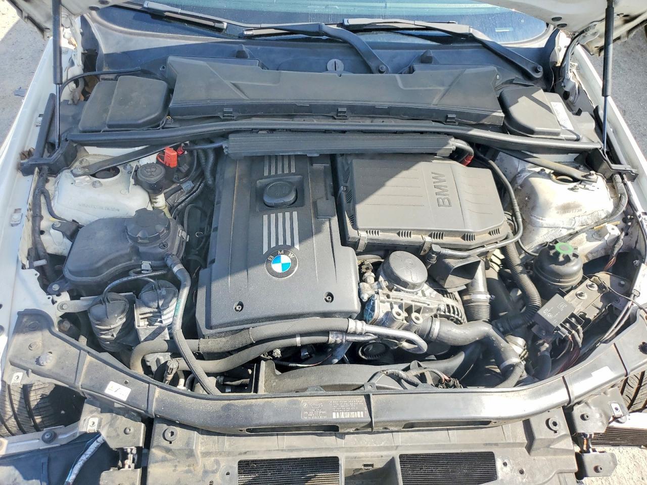 2011 BMW 3 SERIES
