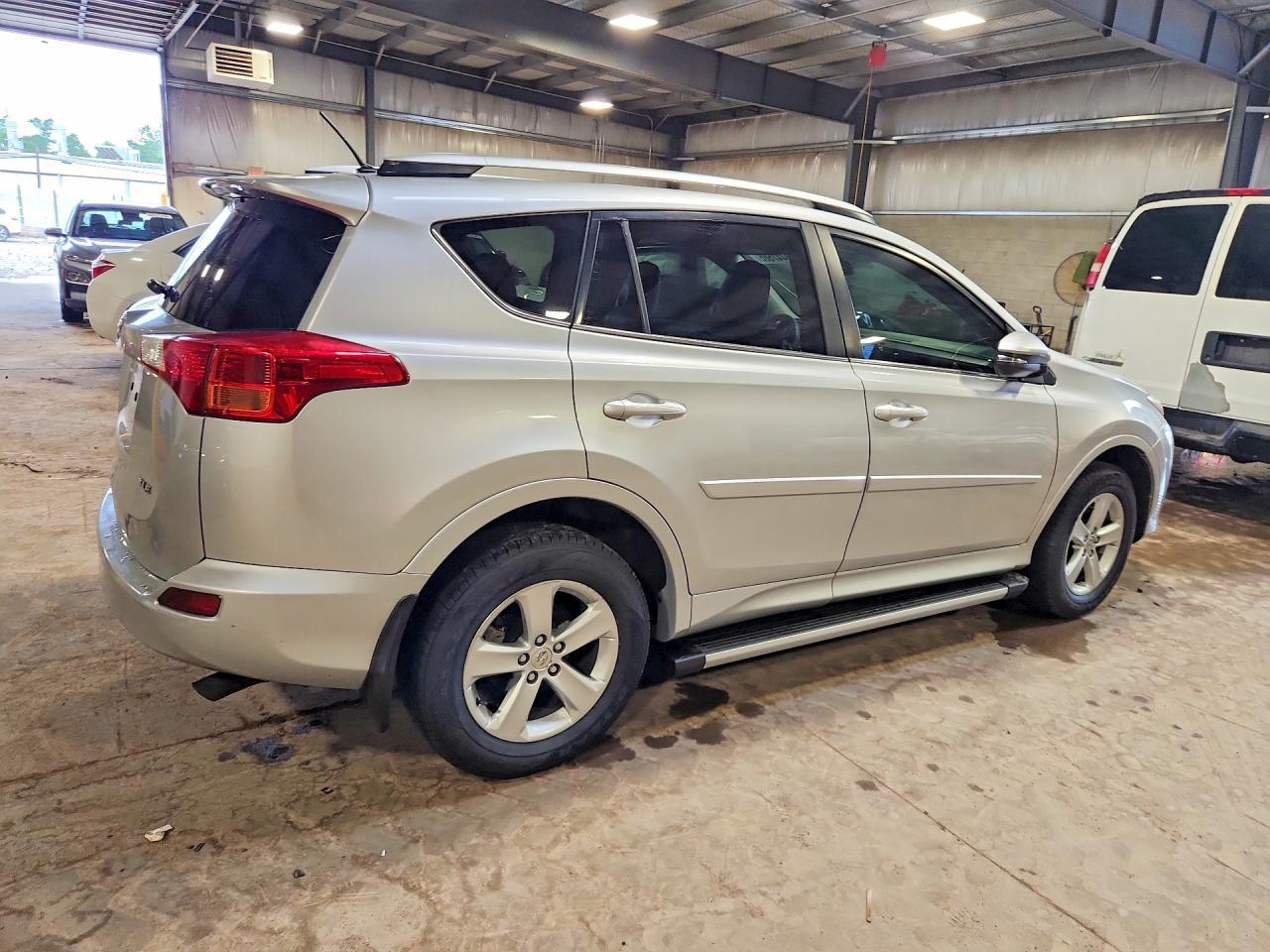 2014 TOYOTA RAV4