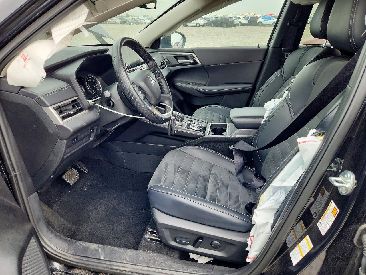 2024 MITSUBISHI outlander