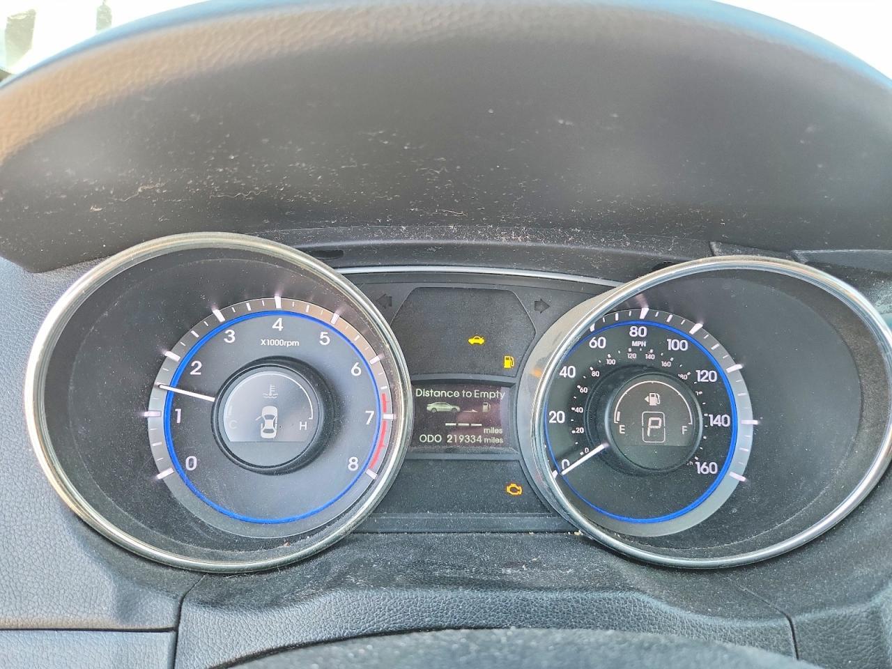2011 HYUNDAI SONATA