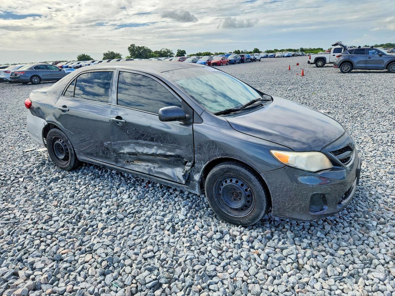 2013 TOYOTA COROLLA