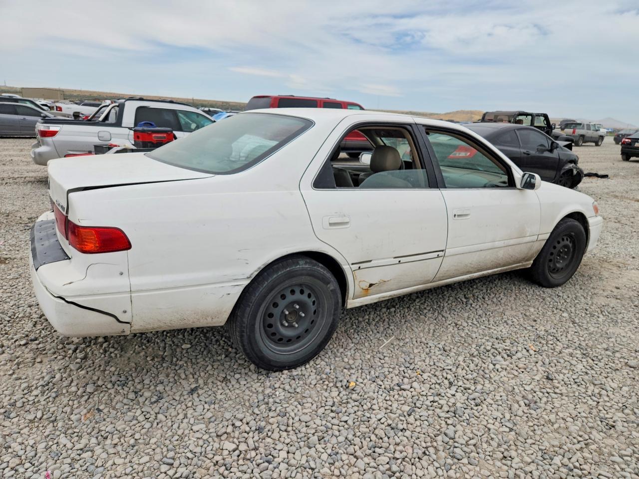 2000 TOYOTA CAMRY