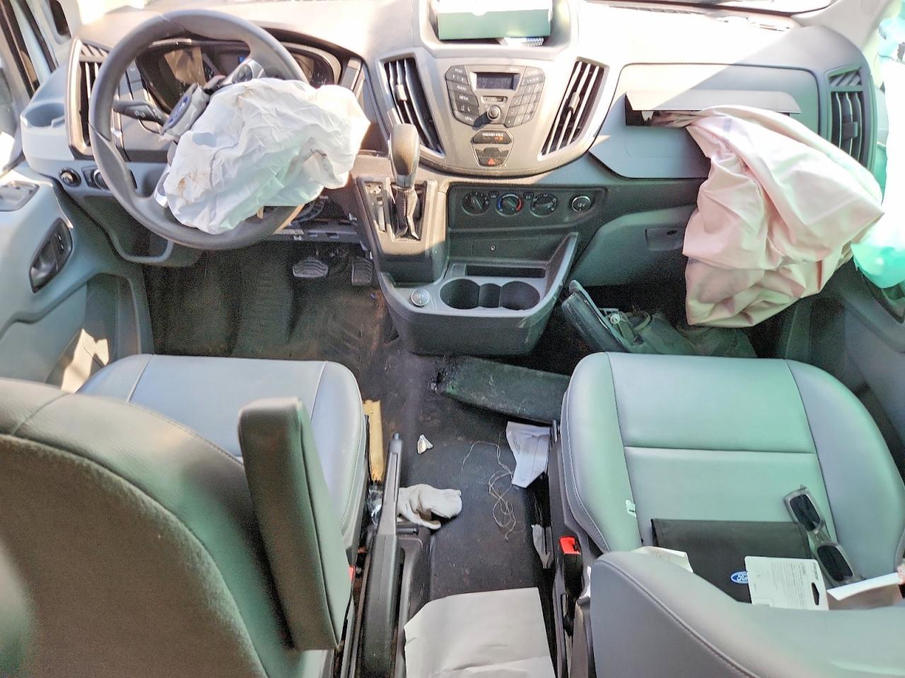 2019 FORD Transit