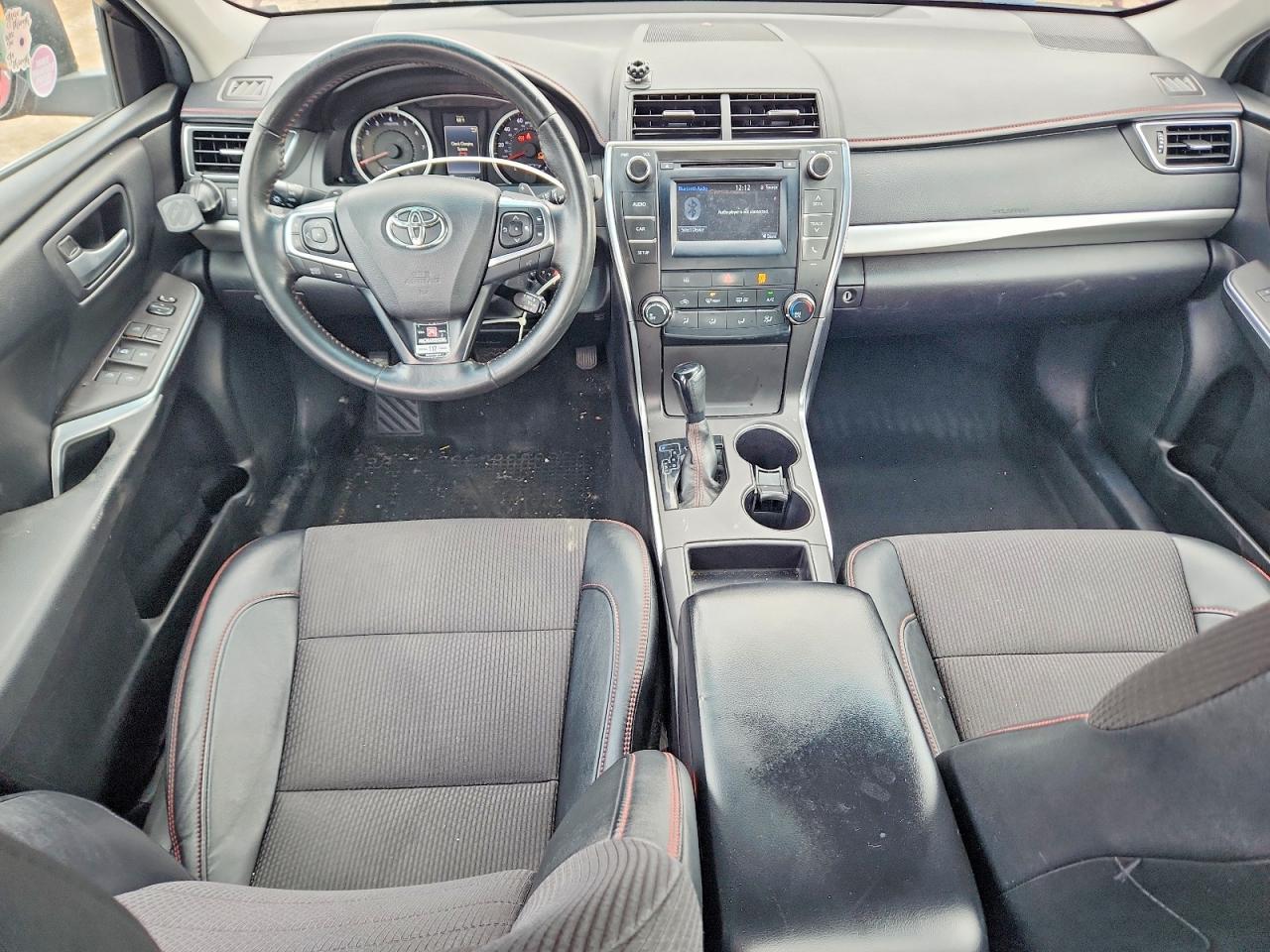 2016 TOYOTA CAMRY
