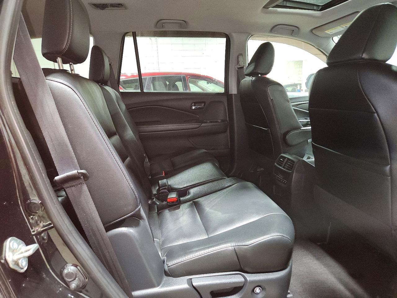 2017 HONDA PILOT