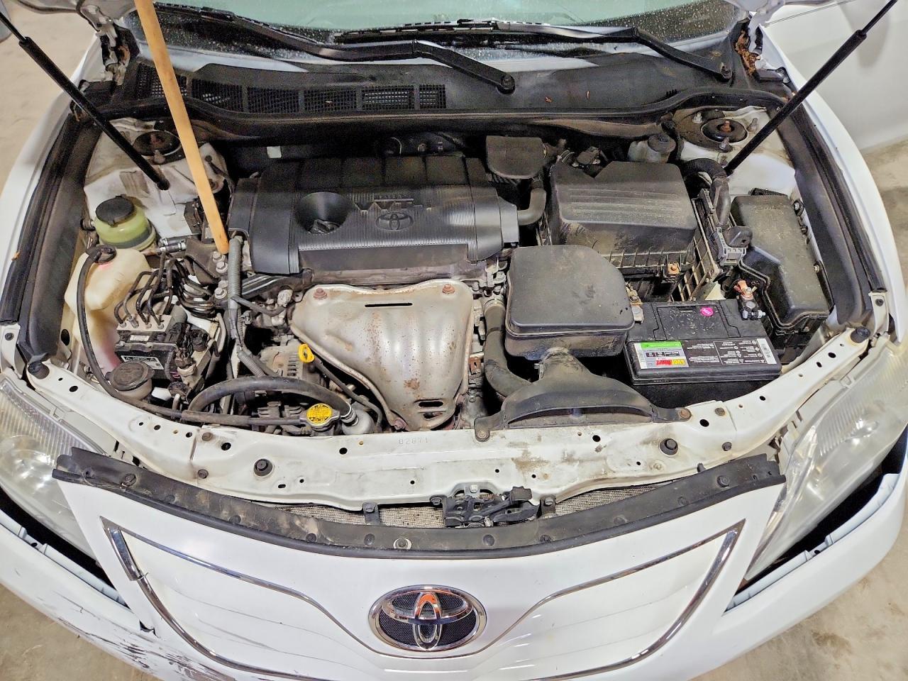 2011 TOYOTA CAMRY