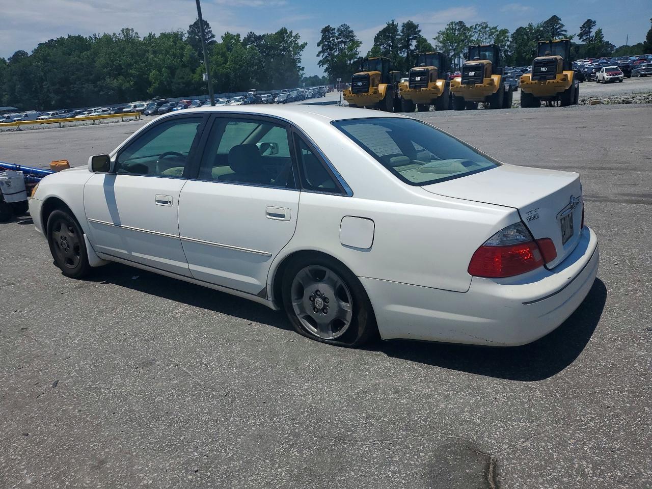 2003 TOYOTA Avalon