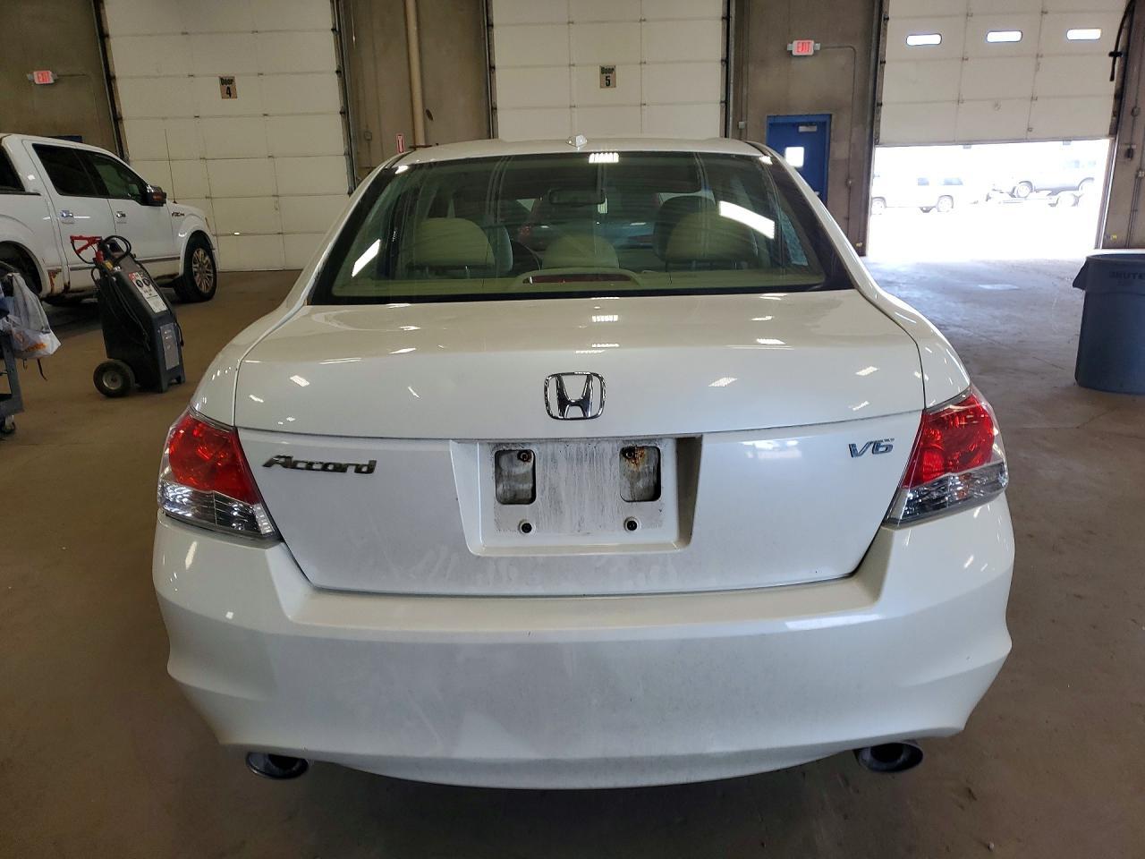 2010 HONDA ACCORD