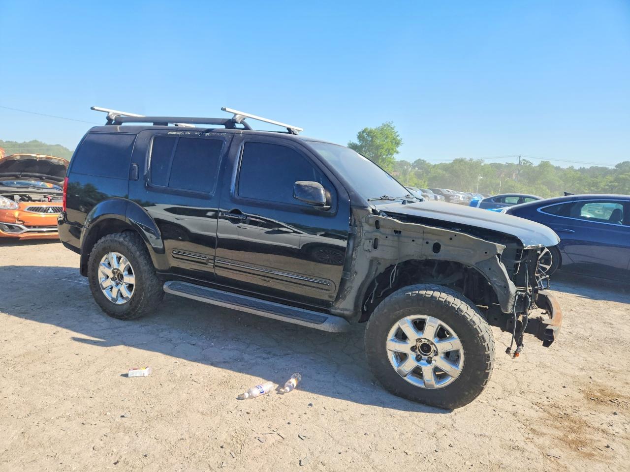 2011 NISSAN PATHFINDER
