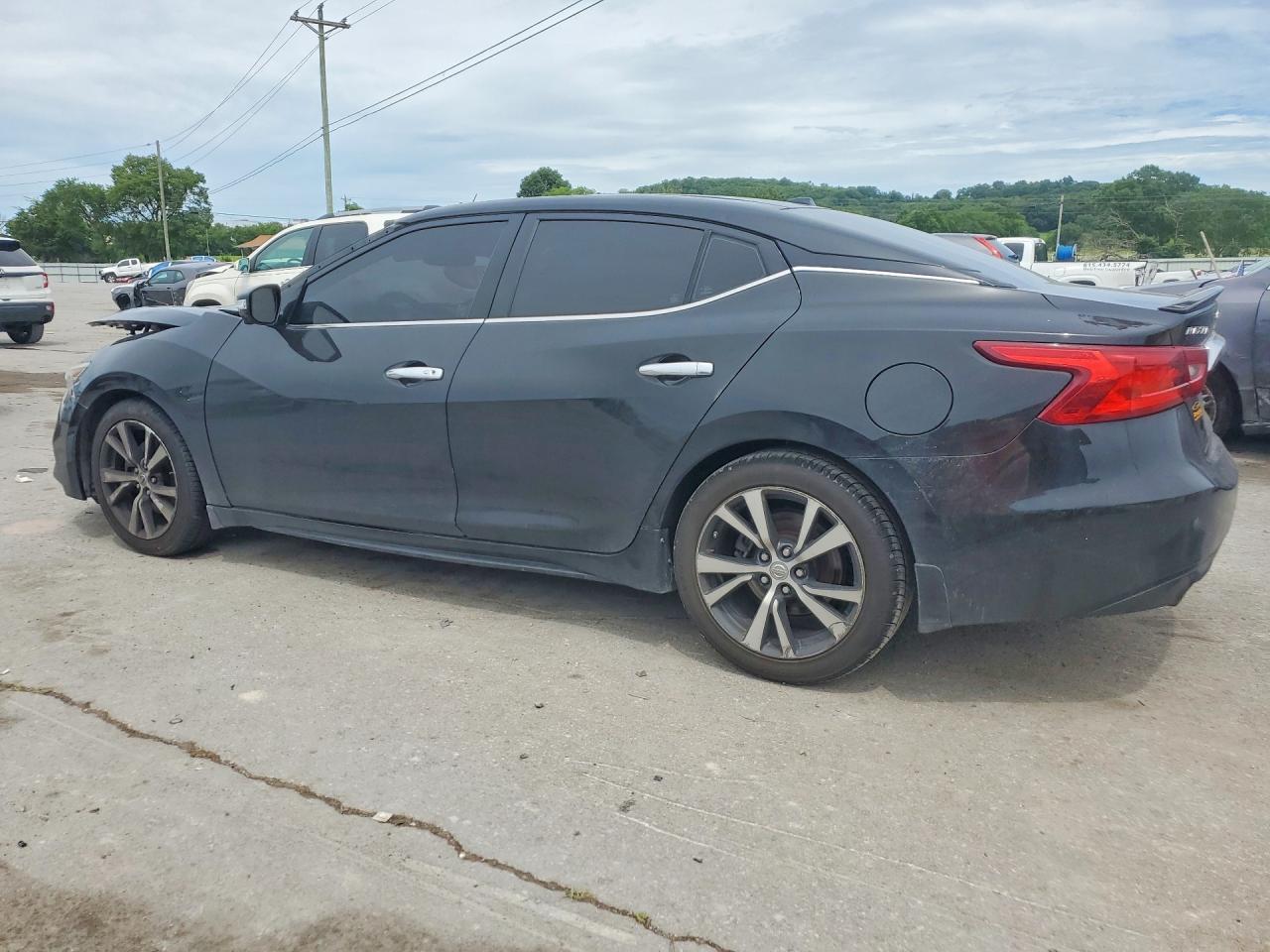 2017 NISSAN Maxima