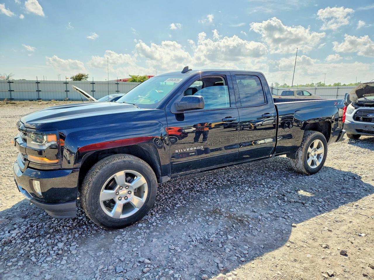 2018 CHEVROLET Silverado