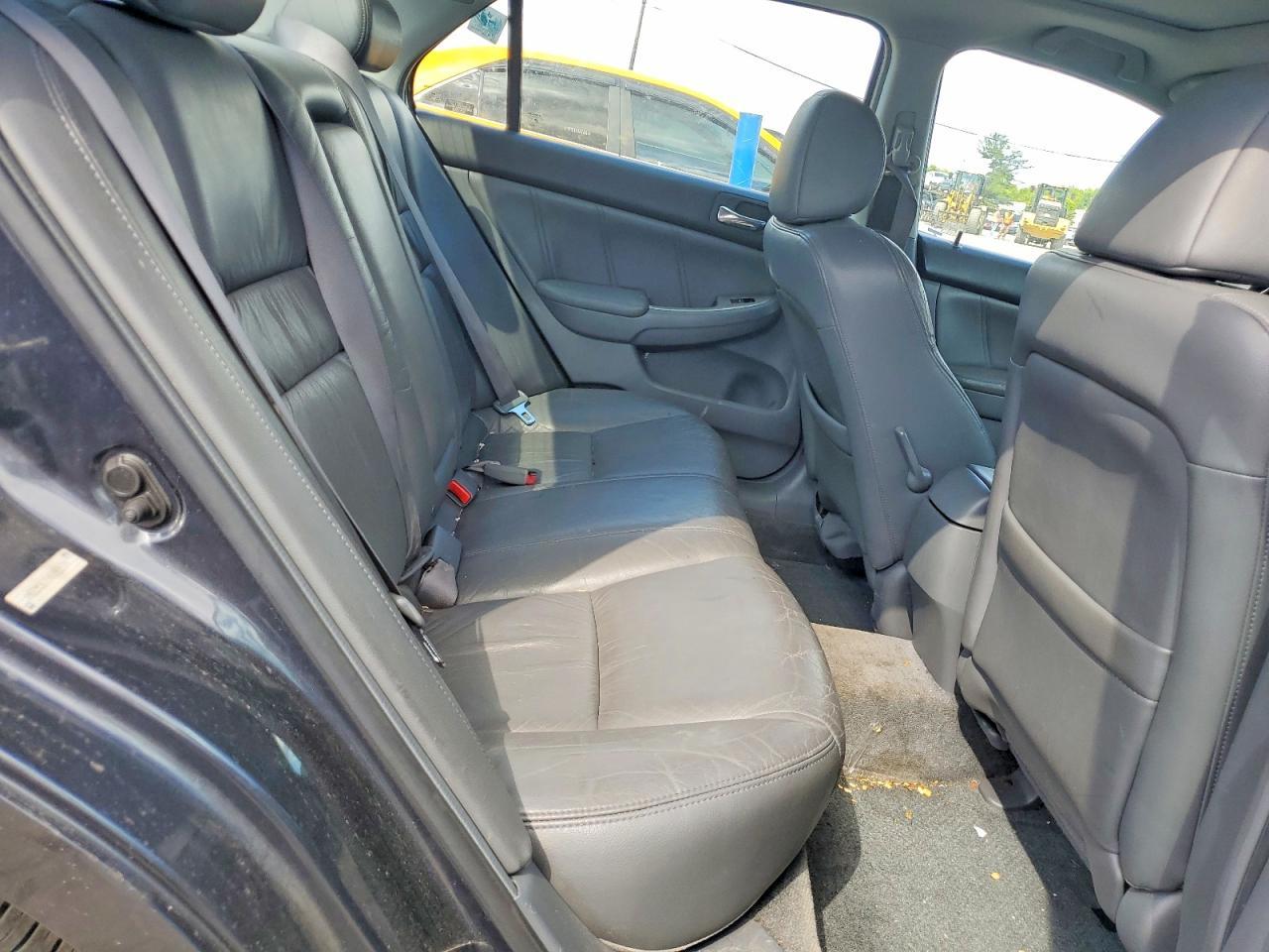 2004 HONDA ACCORD