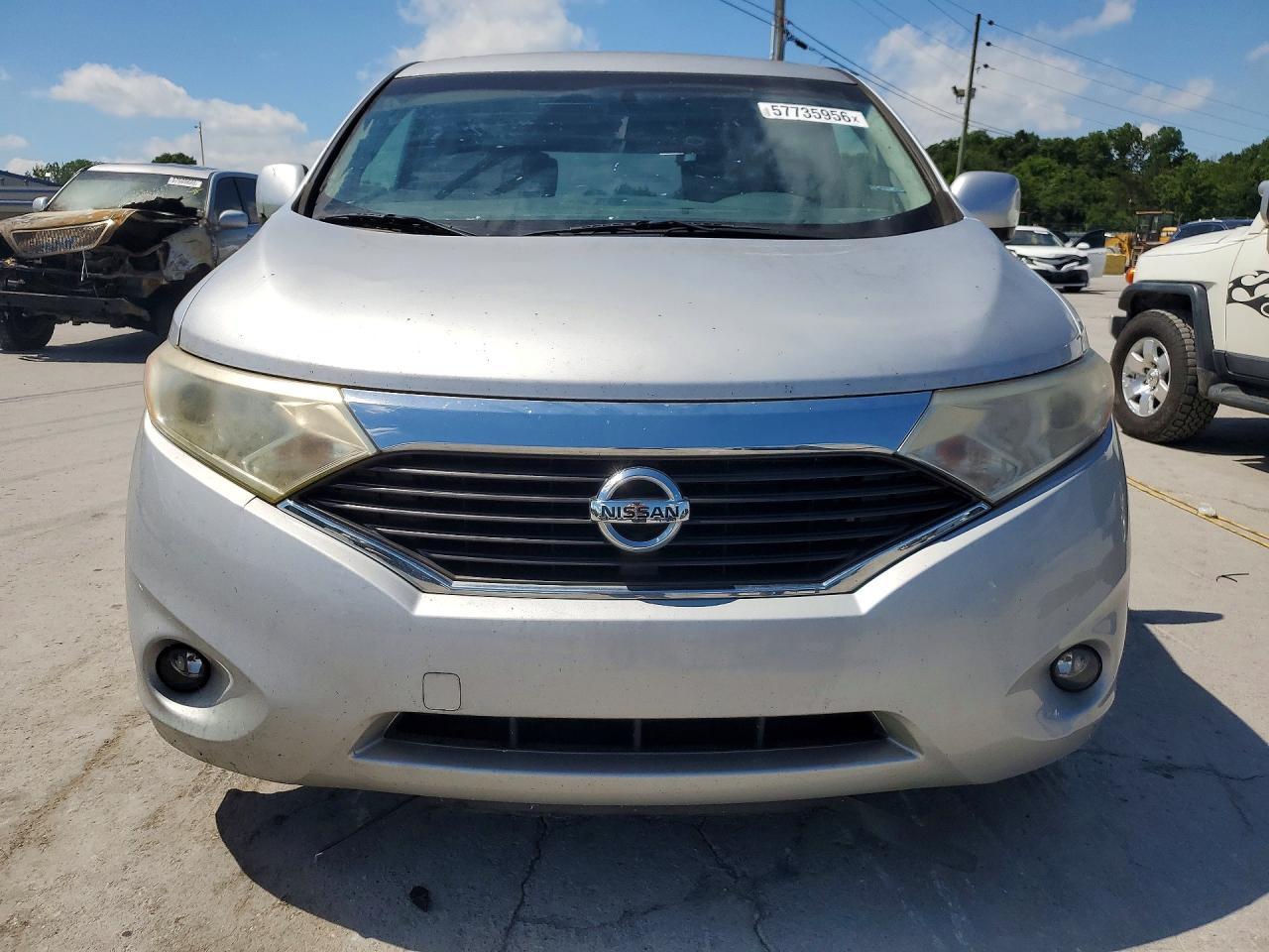 2016 NISSAN Quest