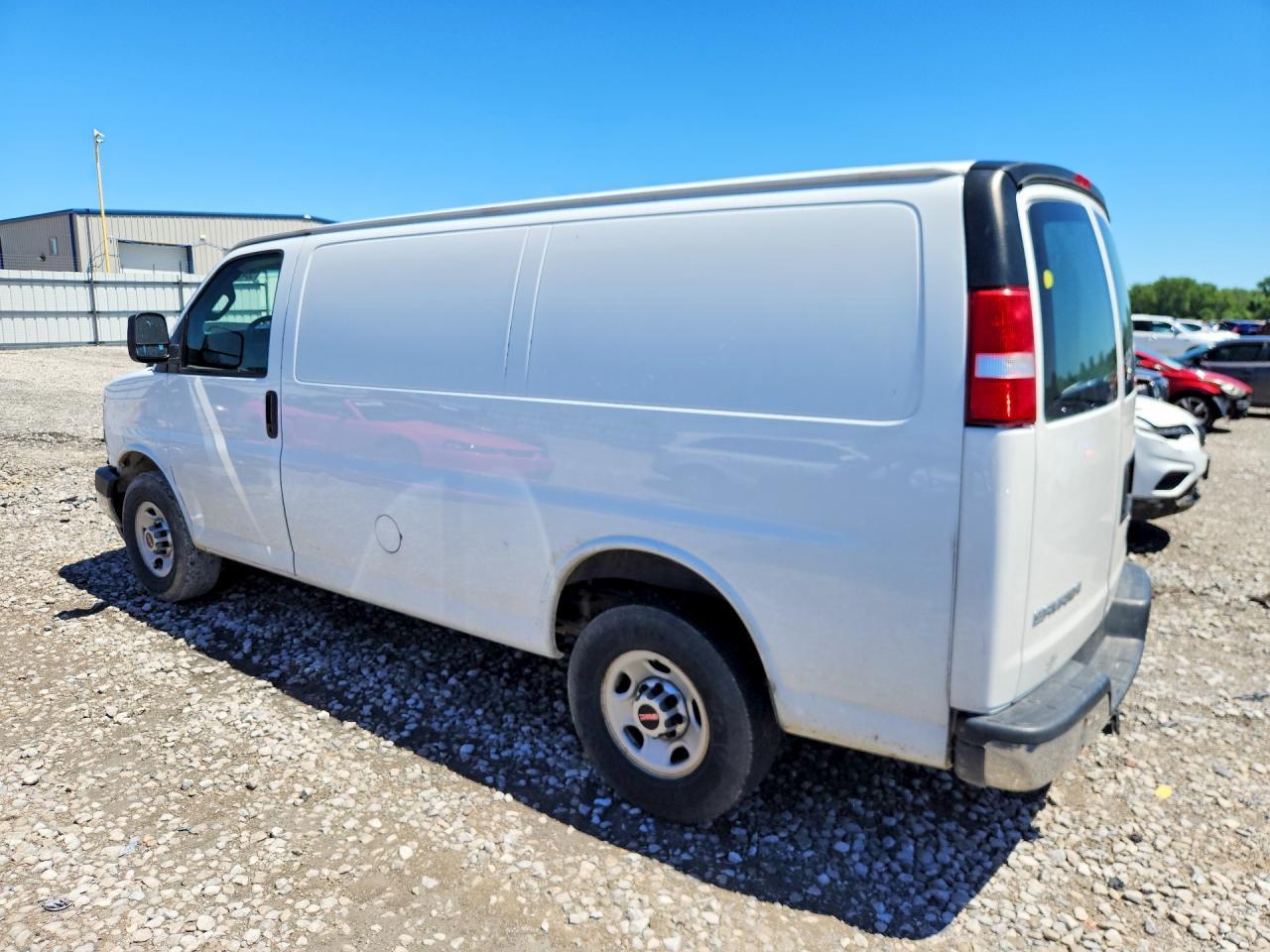 2017 GMC Savana