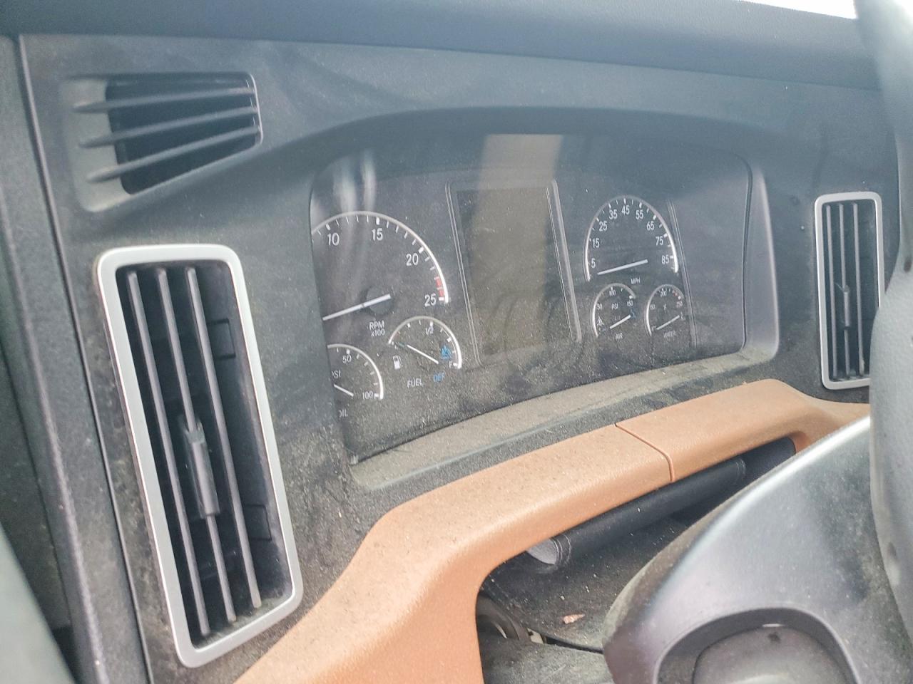 2024 FREIGHTLINER CASCADIA 126