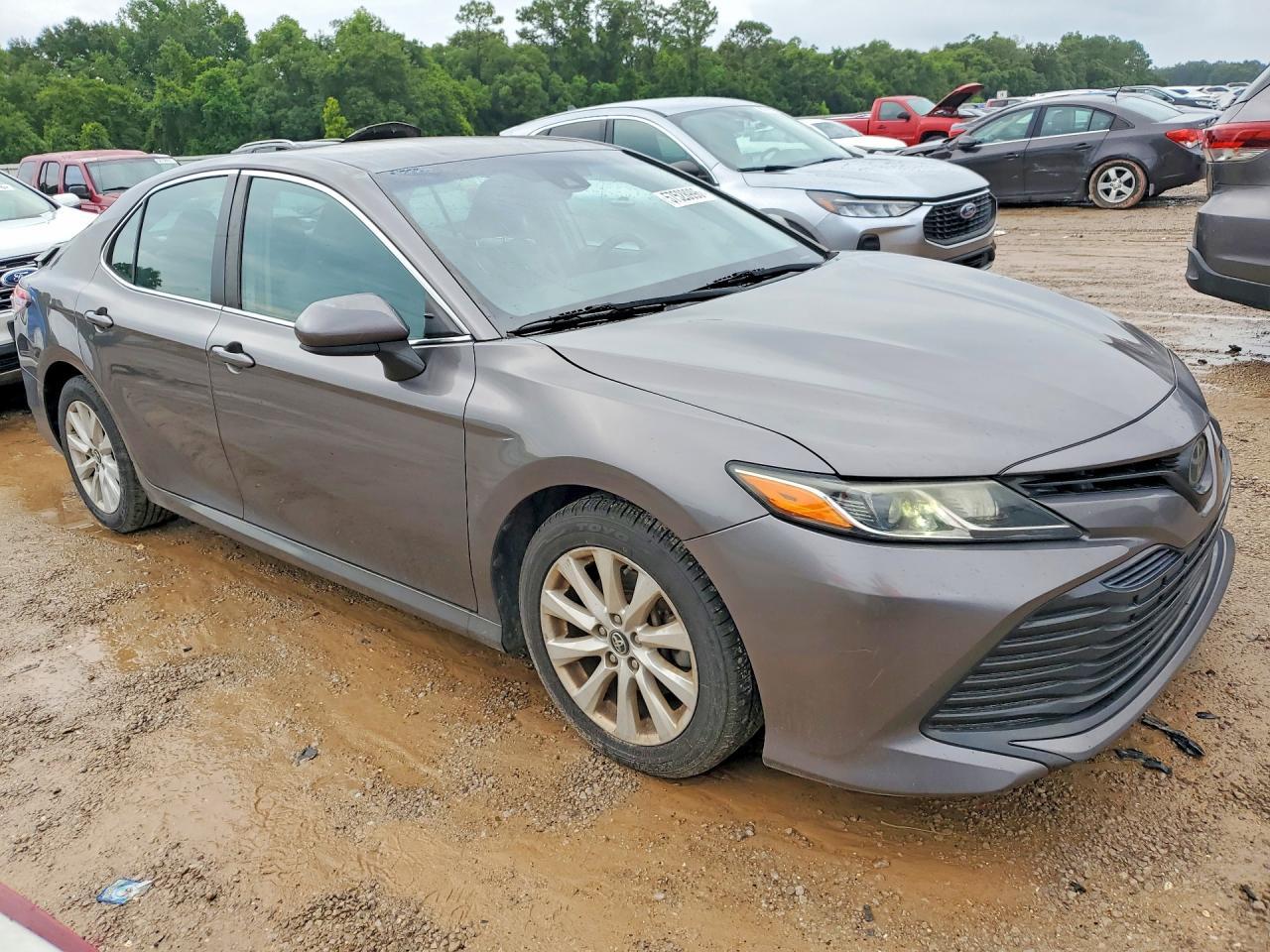 2018 TOYOTA CAMRY
