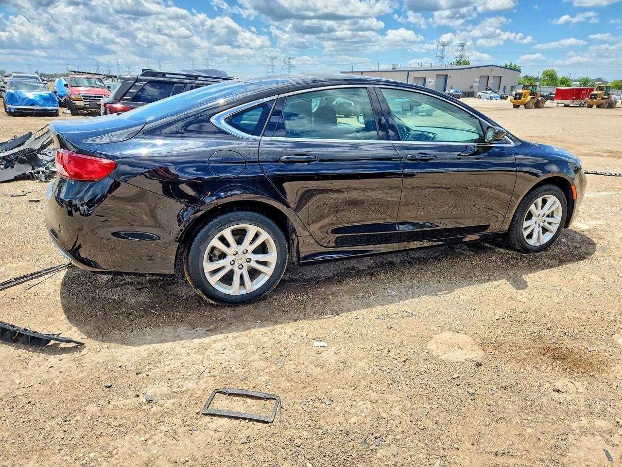 2016 CHRYSLER 200