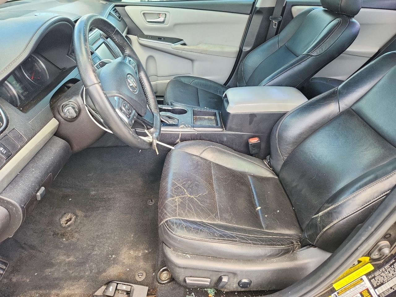 2015 TOYOTA CAMRY