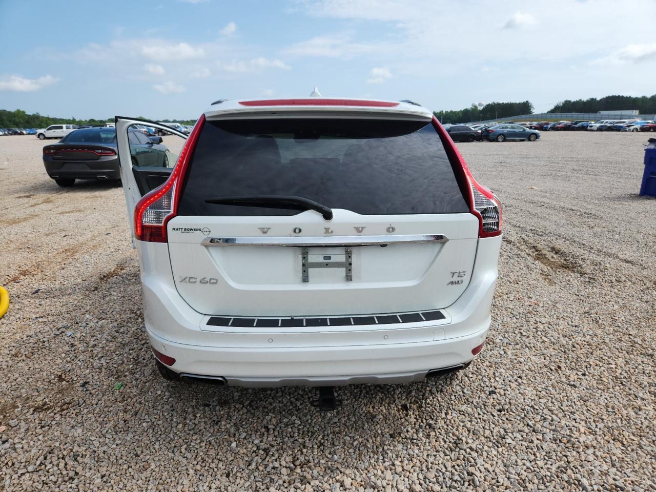 2017 VOLVO XC60