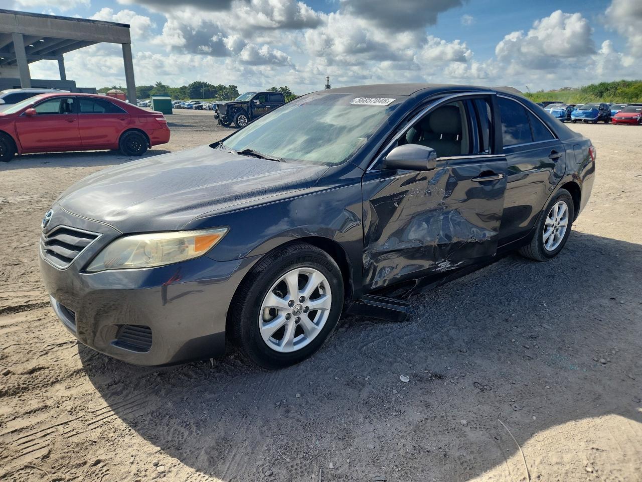 2010 TOYOTA CAMRY