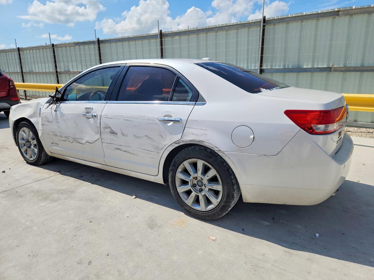 2011 LINCOLN MKZ