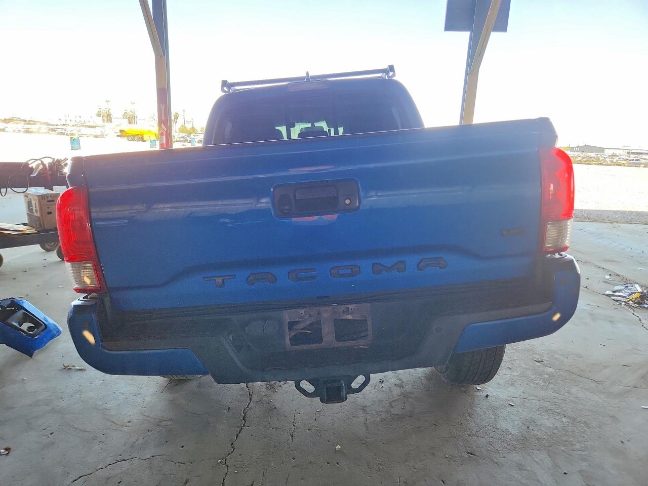 2016 TOYOTA TACOMA