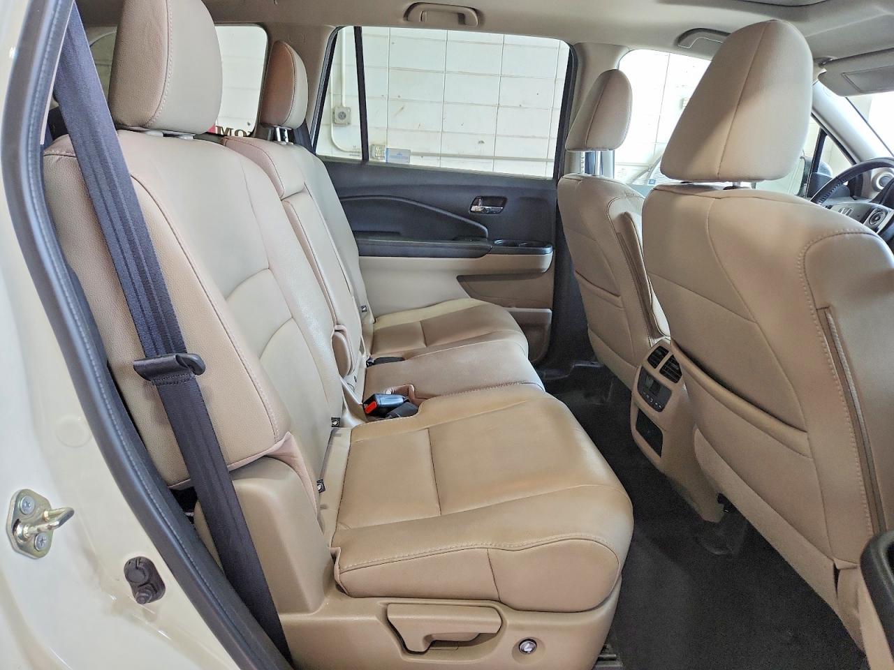 2017 HONDA PILOT
