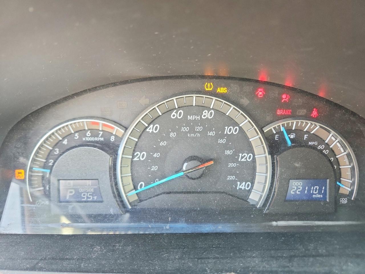 2012 TOYOTA CAMRY