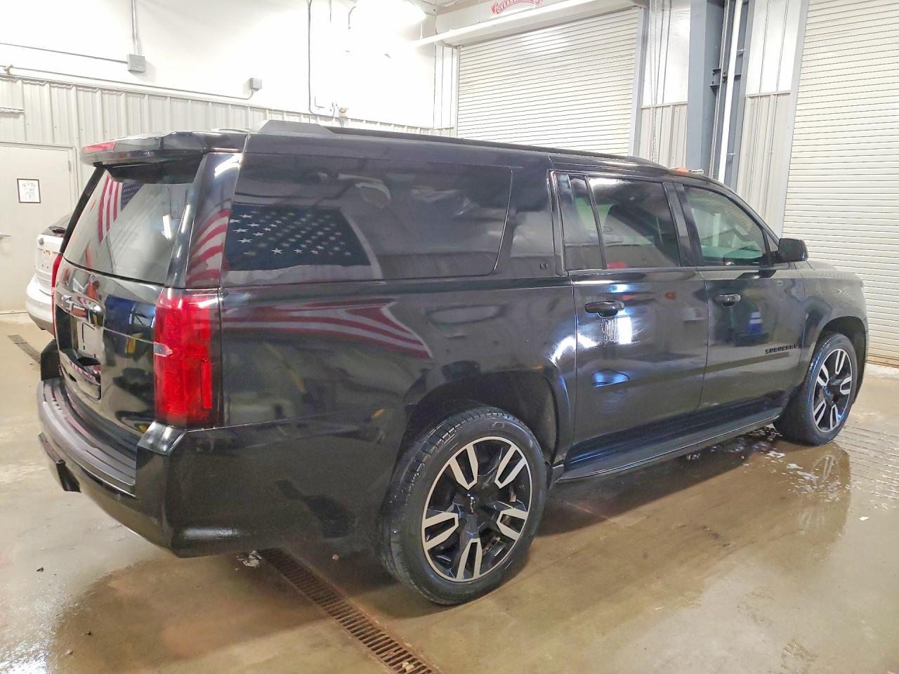 2018 CHEVROLET Suburban