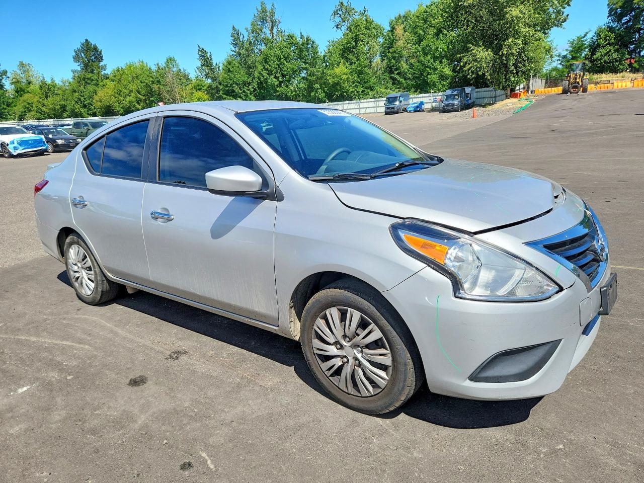 2018 NISSAN VERSA