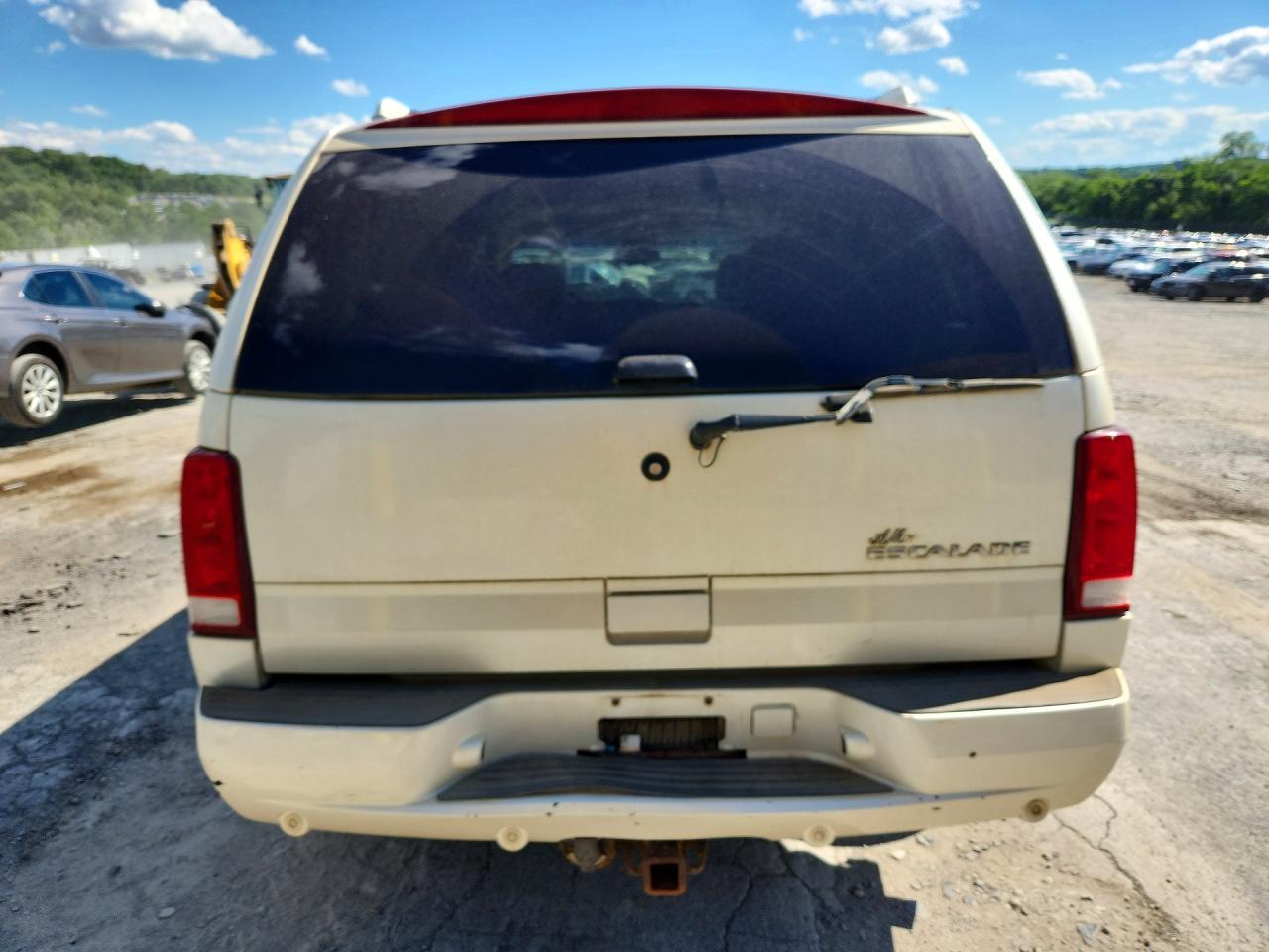 2005 CADILLAC ESCALADE