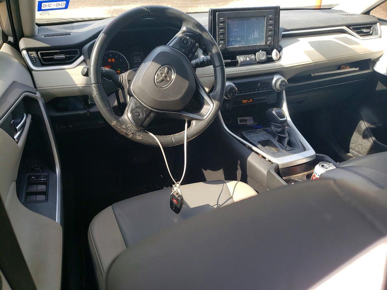 2019 TOYOTA RAV4