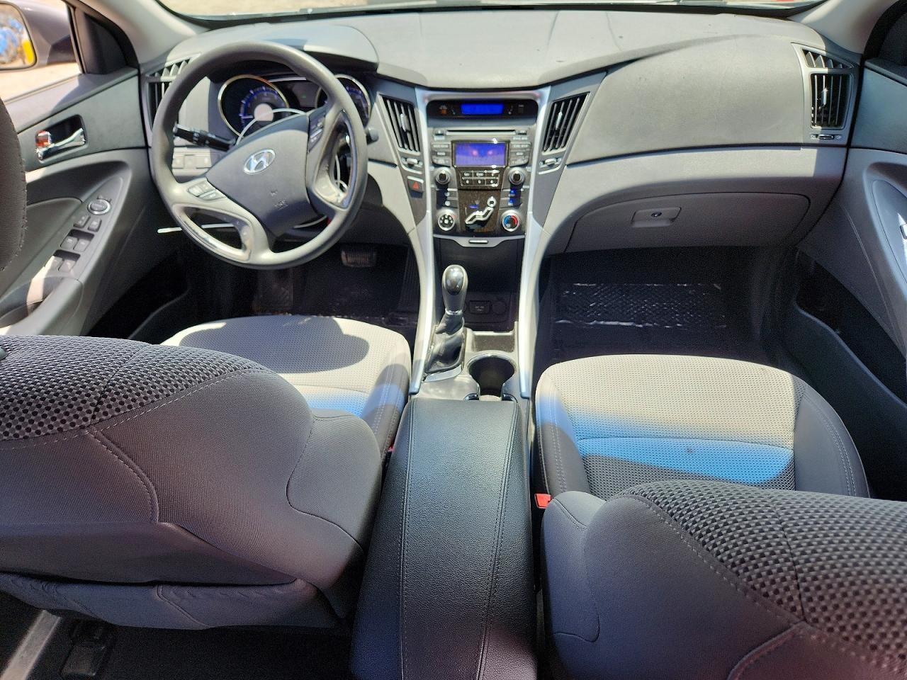 2013 HYUNDAI SONATA